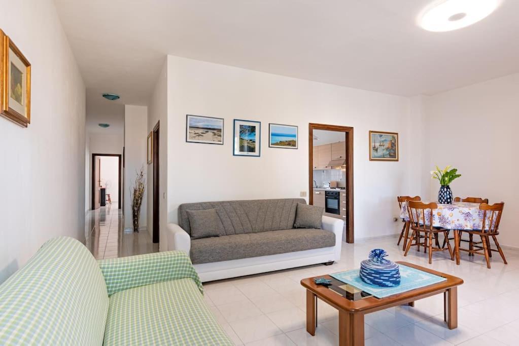 Holiday home La Lampara - Casa Panoramica 4 Km Dalla Pelosa